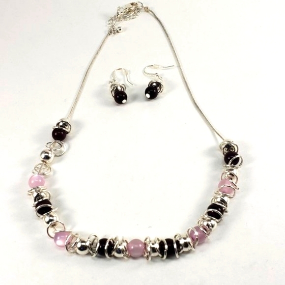 Elegant Necklace & Earrings Set – Beaded Fashion Jewelry w/ Garnet, Rose Quartz - Picture 3 of 10